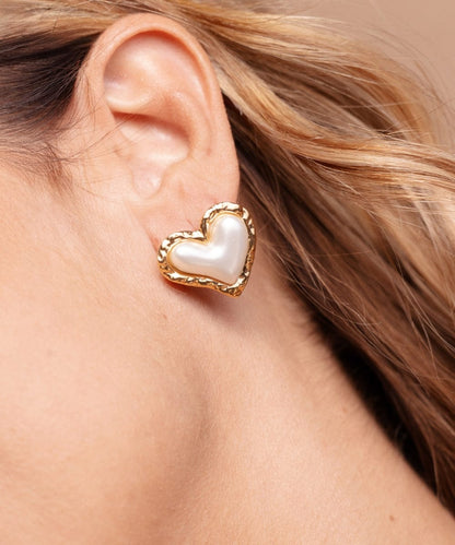 AV Gioielli Orecchino Cuore Madreperla