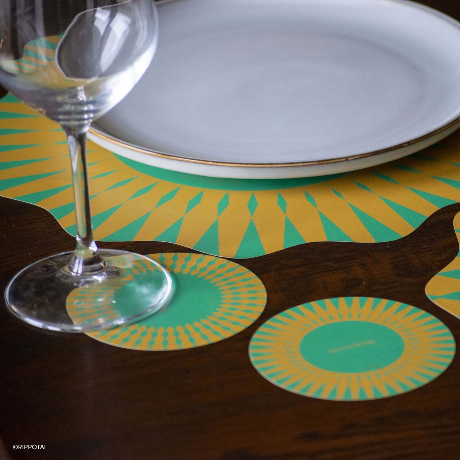 Rippotai Tovagliette Sottopiatti Eleganti Green Sun Geometrici - Set 3 Sottopiatti + 3 Sottobicchieri