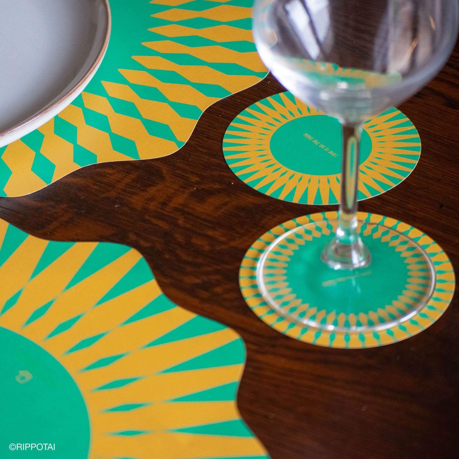 Rippotai Tovagliette Sottopiatti Eleganti Green Sun Geometrici - Set 3 Sottopiatti + 3 Sottobicchieri